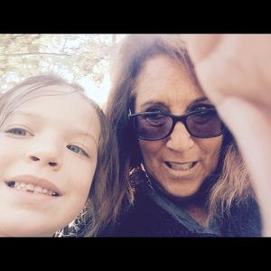 Meet your Posher, Madeline